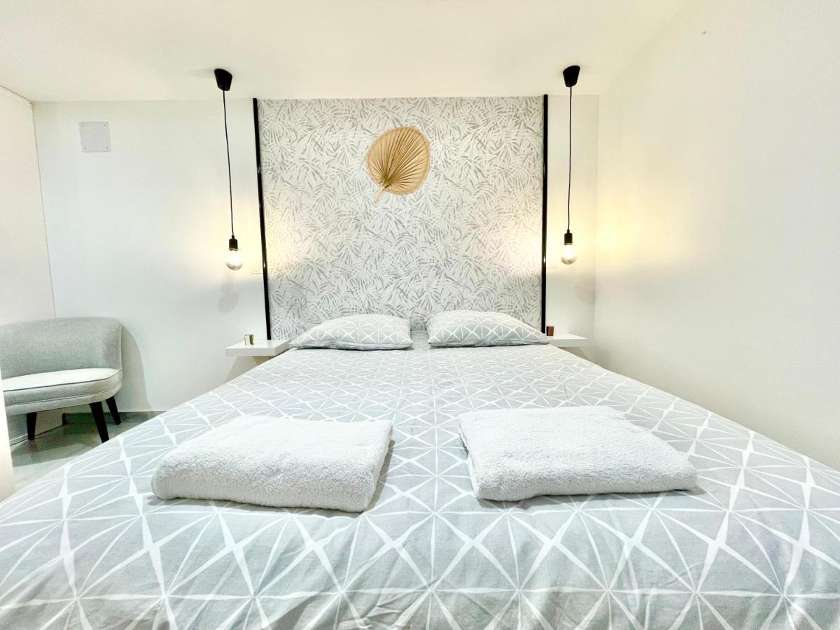 Le Rosacker - Proche Centre Ville Et Gare - Terrasse - Parking Gratuit 2 Places - 2 Chambres - 2 Salles De Bain - Netflix Colmar Eksteriør billede